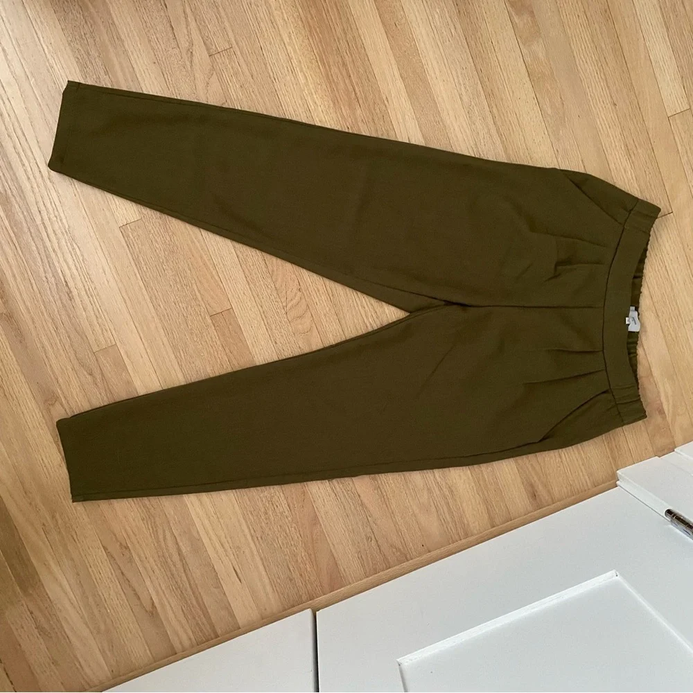 NWT Women's Two Piece Suit Set Minimum Olive Green - Picture 6 of 10